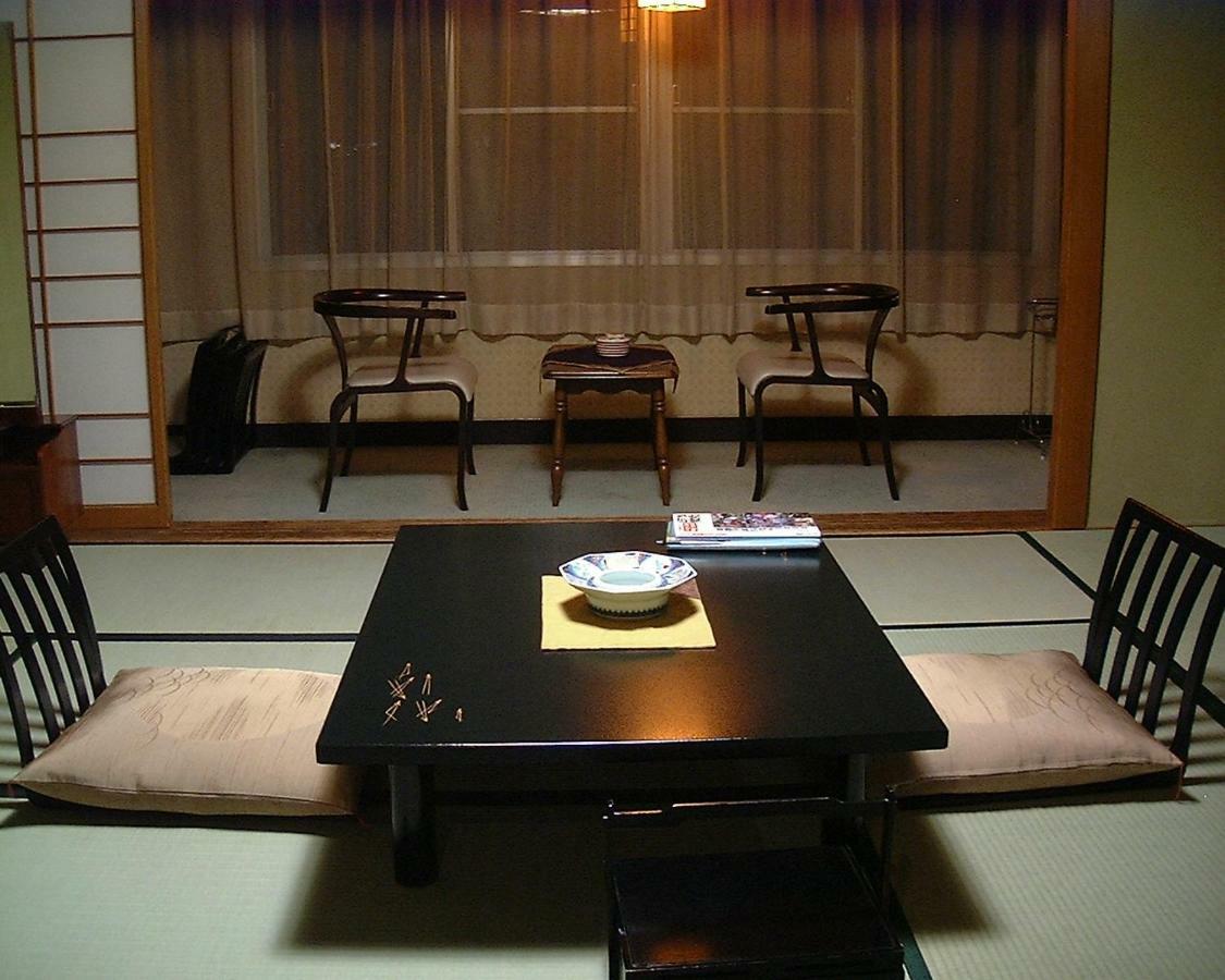 Готель Shouhakutei Azumaso Тендо Екстер'єр фото